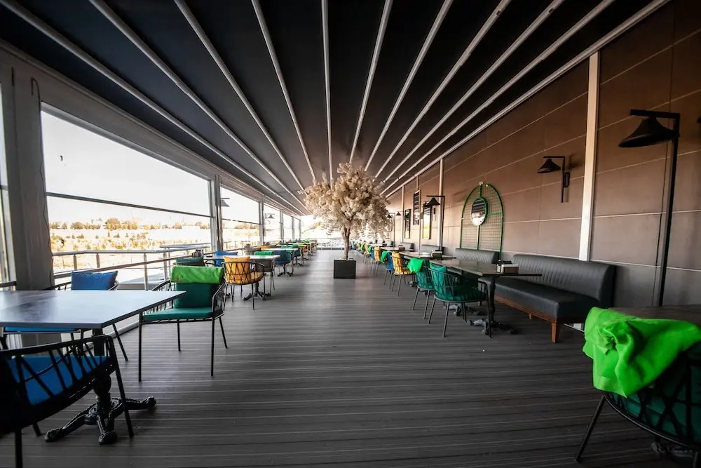 Qayser Deluxe Hotel