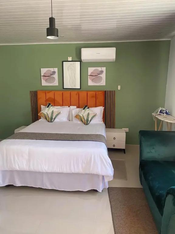 Dikukama Hotel
