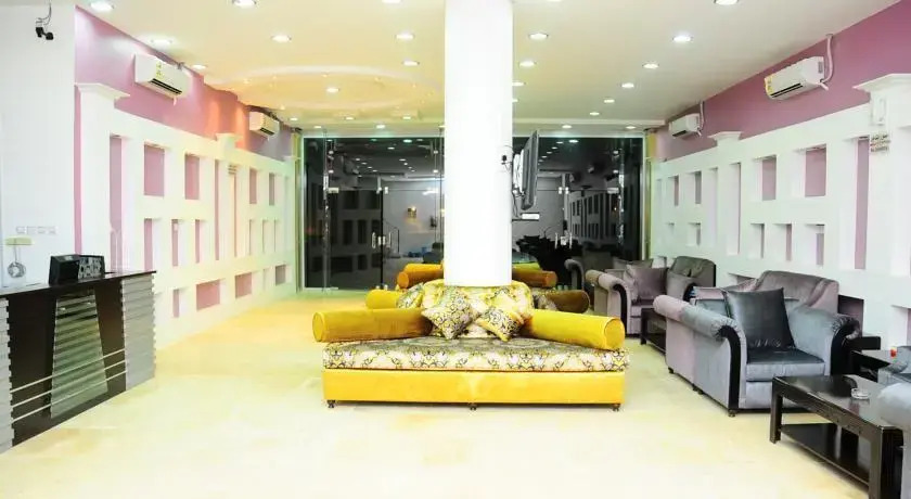 شمس الشاطئ للشقق المخدومة