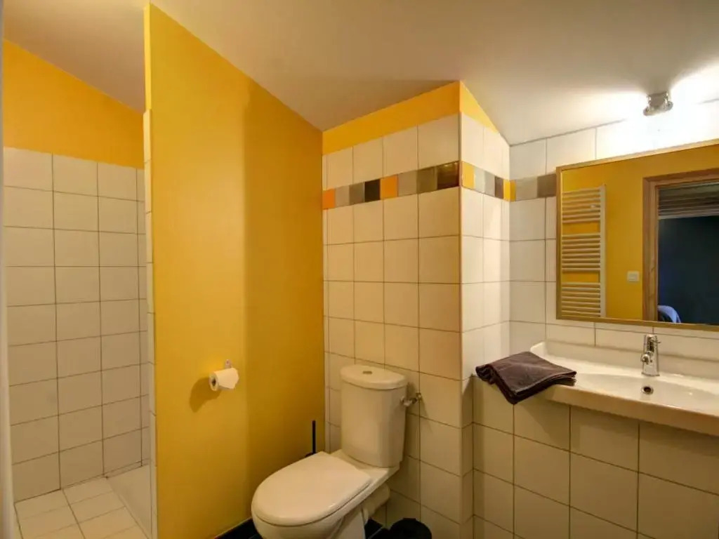 Gîte authentique 12 pers avec terrasse en campagne - FR-1-496-54