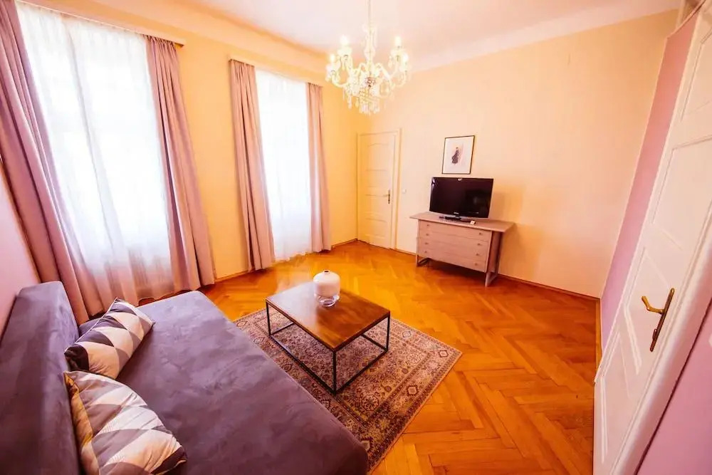 Hotel Carinthia Velden