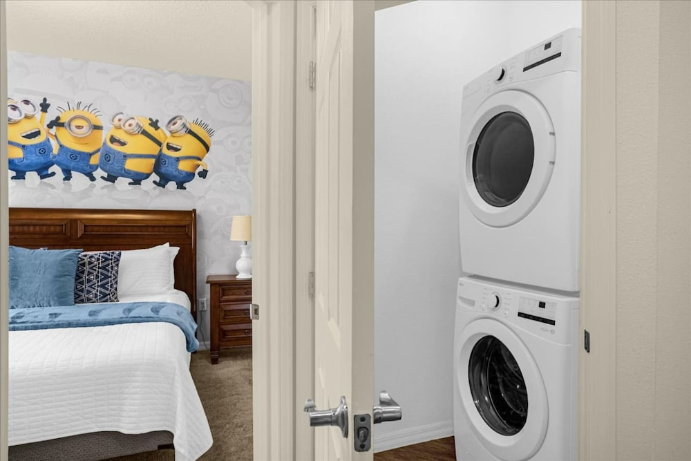 Thematic 4 bdr House Near Disney - 11-105lv