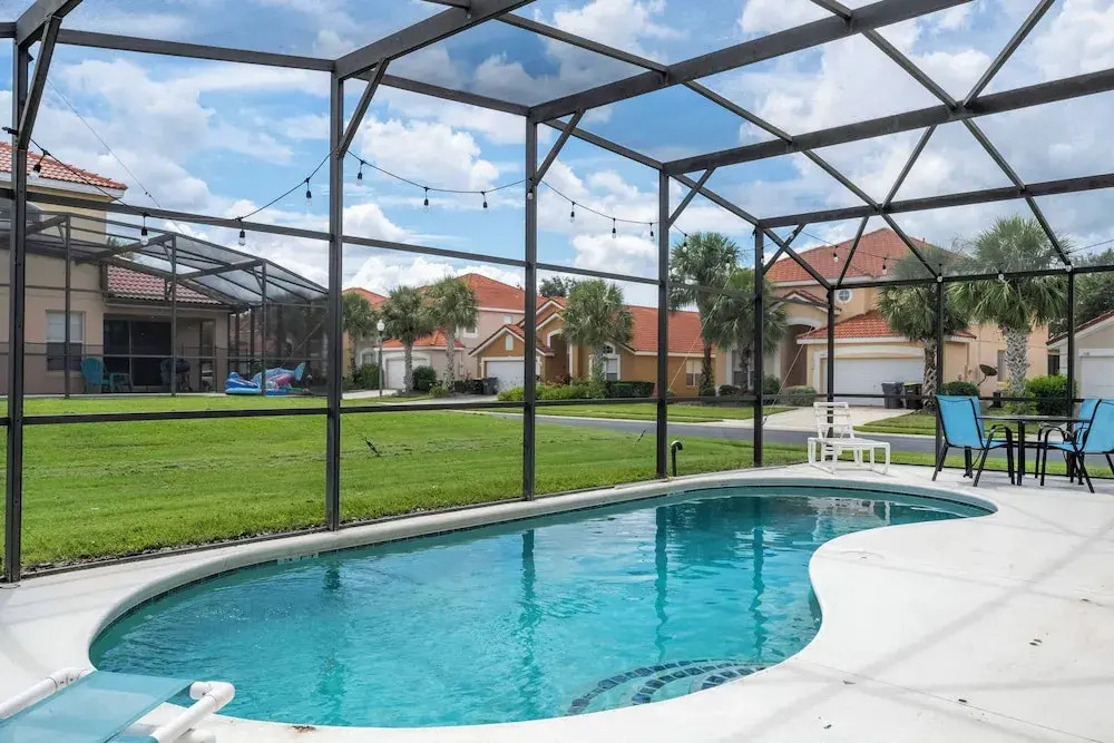 Villa Tranquility 4 Bedroom Home by RedAwning