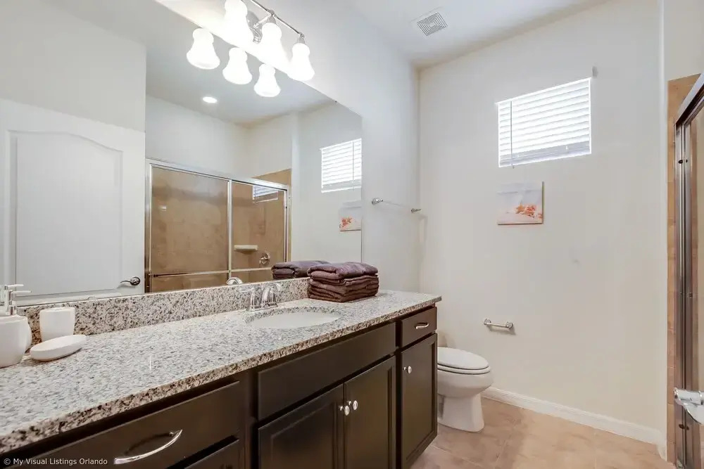 Bengal Court Villa Windsor at westsdie 8805
