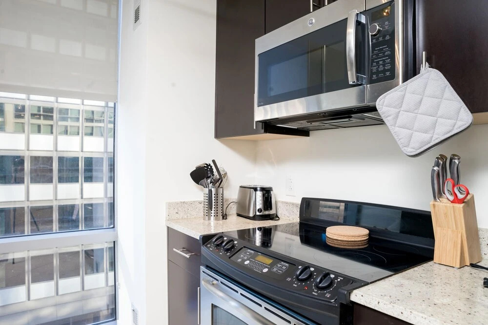 Arlington Fully Furnished Apartments in Crystal City