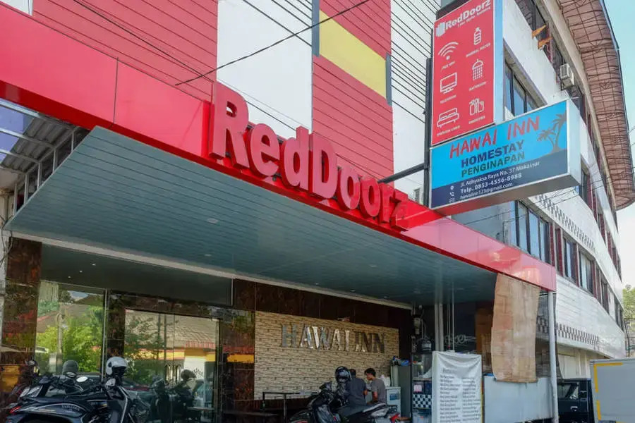 RedDoorz @ Jalan Adiyaksa Panakkukang