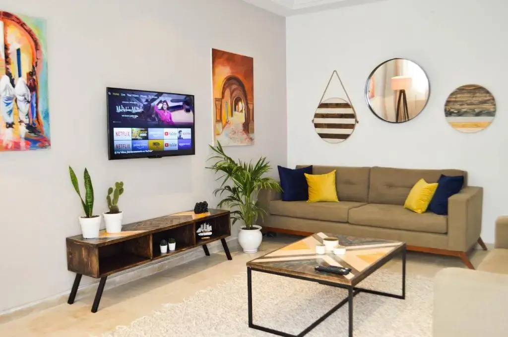 Cosy Triplex in La Marsa - 3 bed 2 Bath
