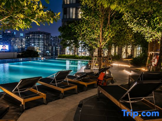 1BR City View | Sky Pool + Sauna | Rama 9 Bangkok
