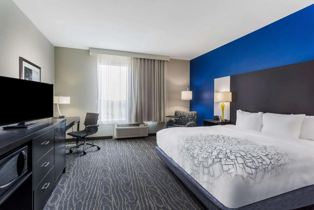 La Quinta by Wyndham Odessa North - Sienna Tower