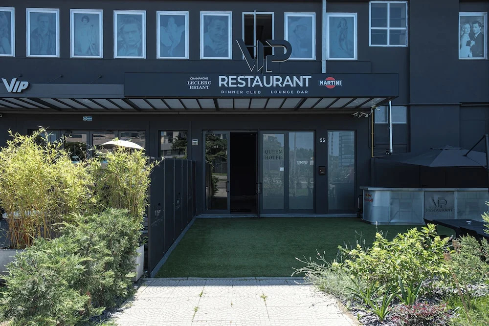 Queen Hotel