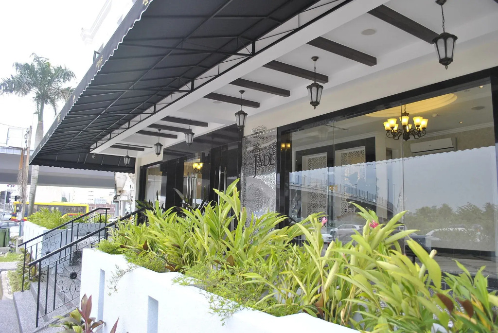 The Grand Jade Hotel