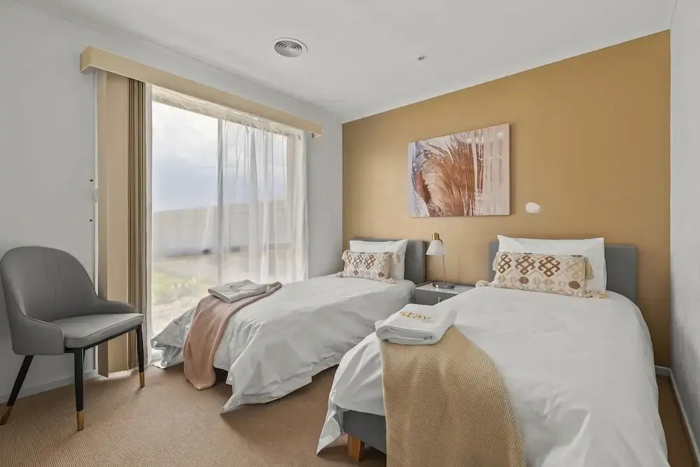 StayAU Stunning 4BRHouse Berwick
