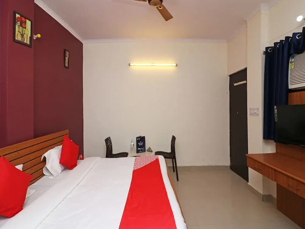OYO 4787 Country Inn Stay