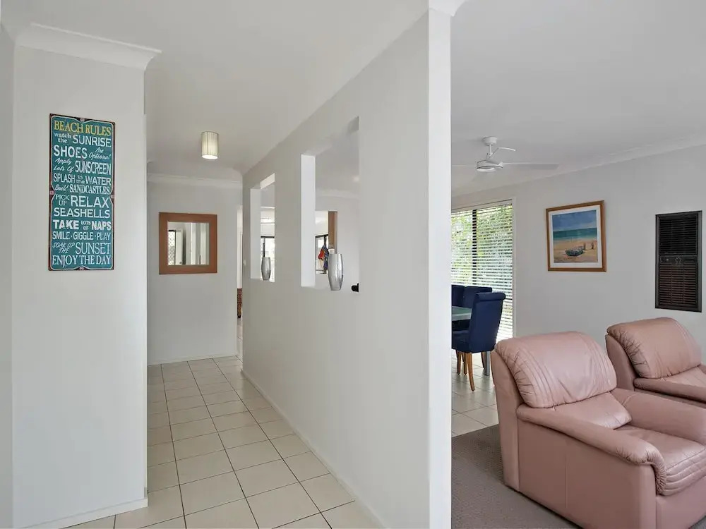 Beach House, 5 Gretel Close