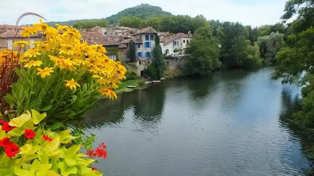 House With 2 Bedrooms in Penne, With Pool Access, Furnished Garden and