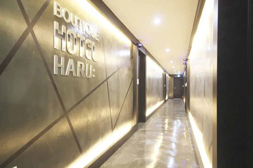Haru Hotel