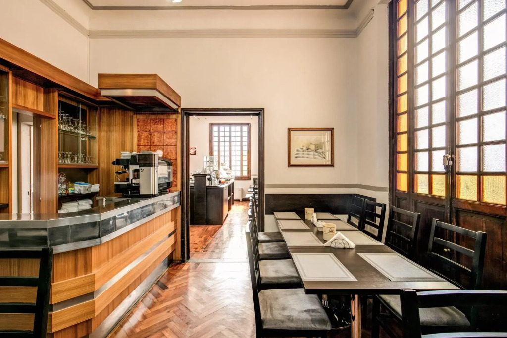 Flom Boutique Hotel