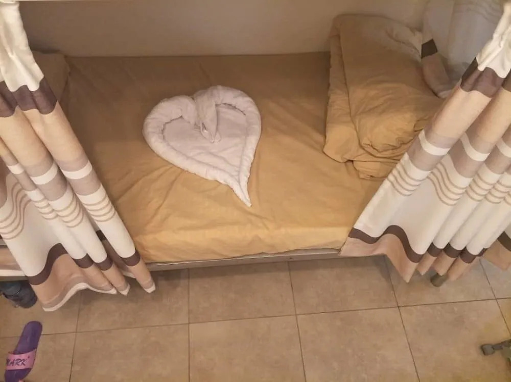 California Hostel