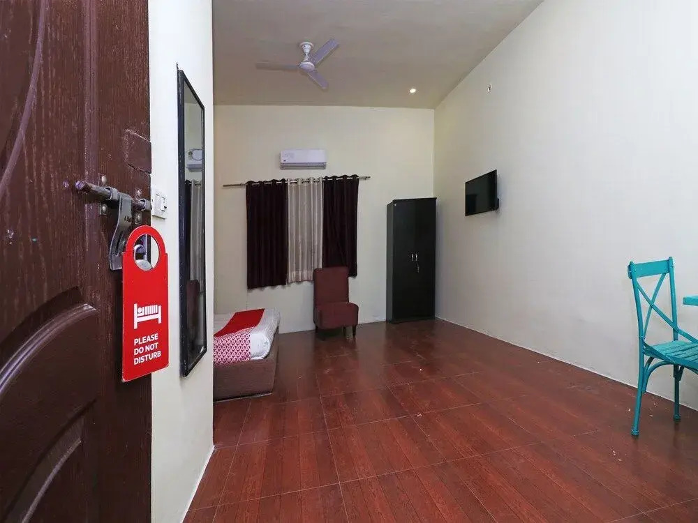 Oyo 22298 Mannat Farms
