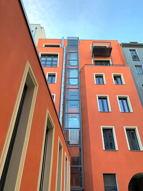 Art Apartments