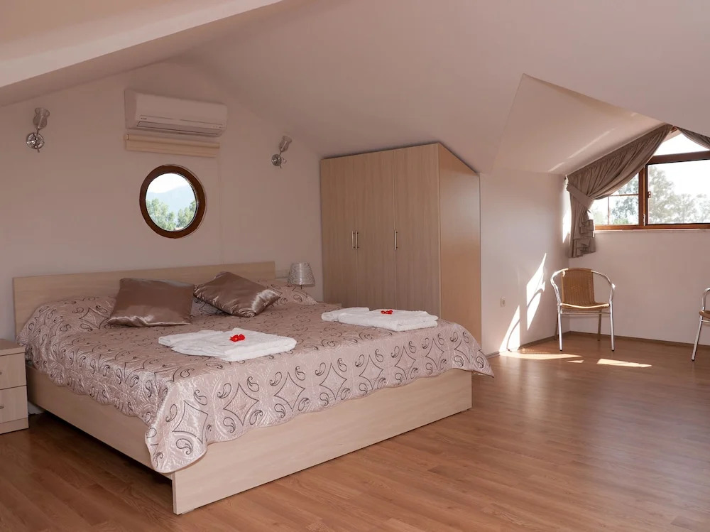 Pomegranate Garden Villas