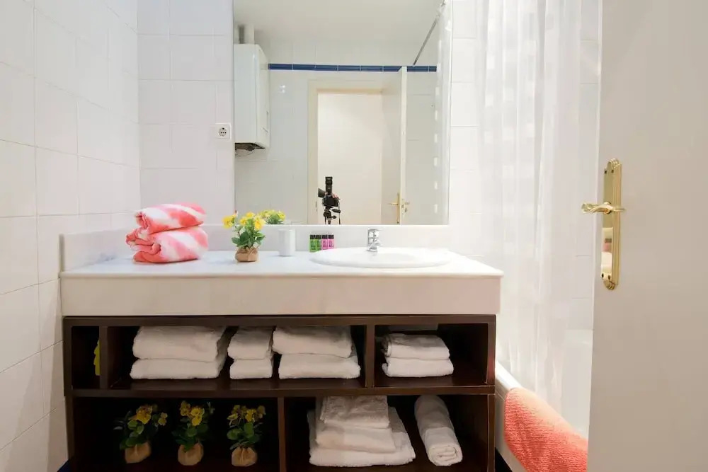 Charming Apartment In The Heart Of Madrid