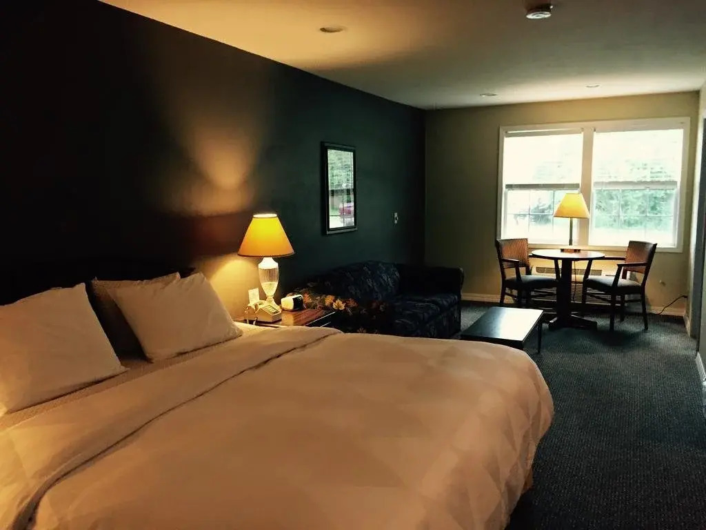 Beach Harbor Resort