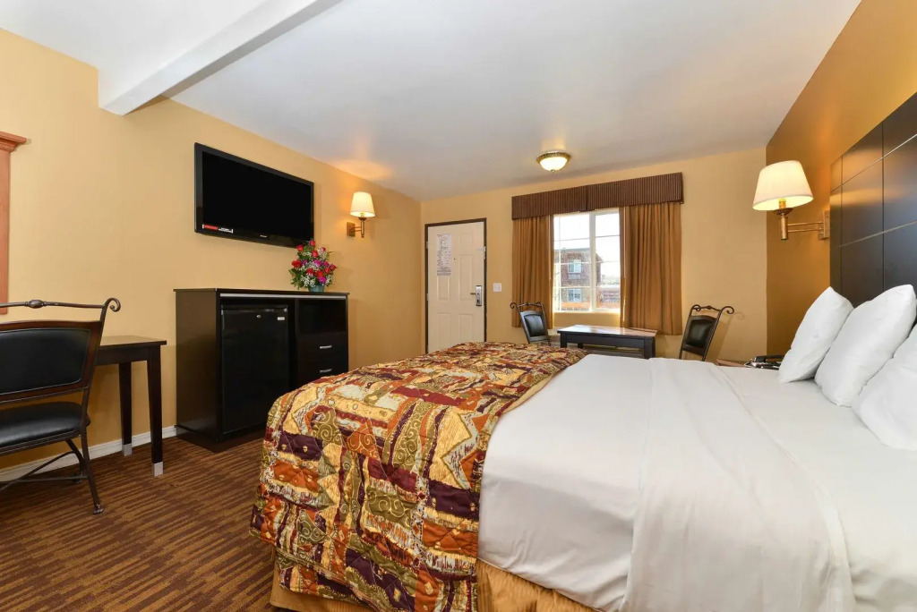 Motel 6 Los Angeles, CA - Downtown