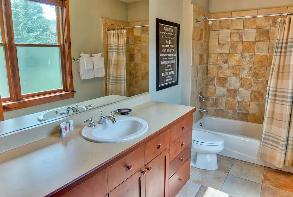 Main Street Junc. 15 (Townhome with Resort Amenities)