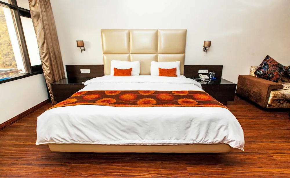 Hotel Subash International
