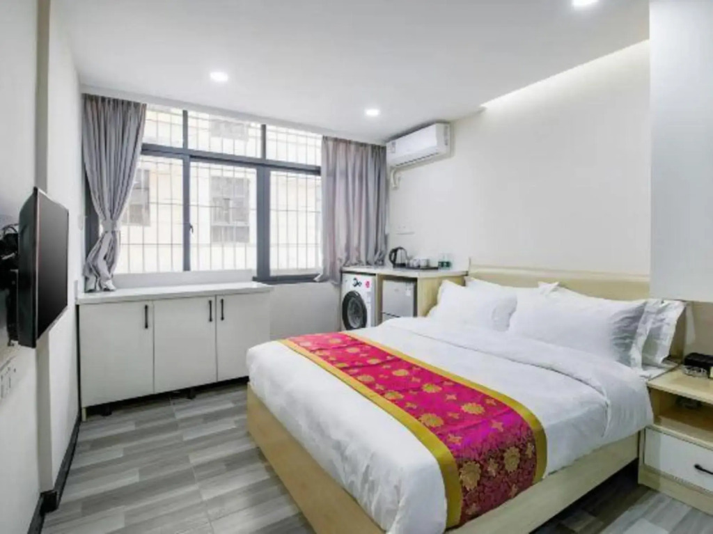 Wanshi Chang Anshun Express Apartment (Shenzhen North Railway Station)