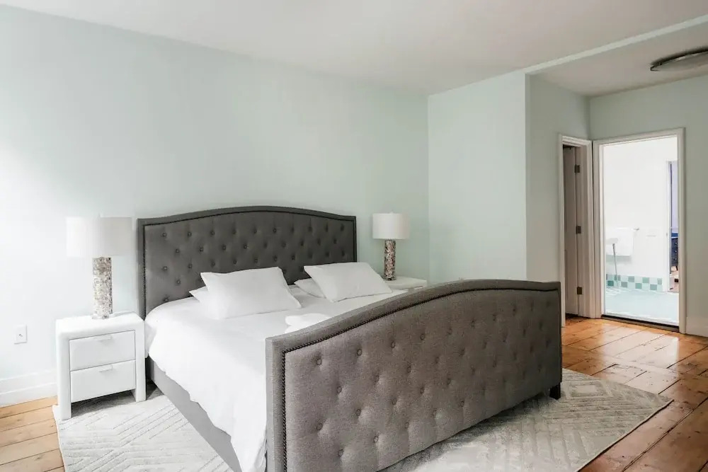 West Village 5BR Townhome & Private Yard