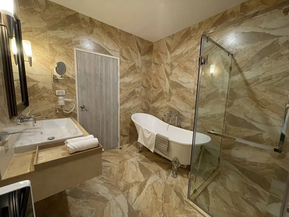 Le Cannes, a Recall Luxe Hotel