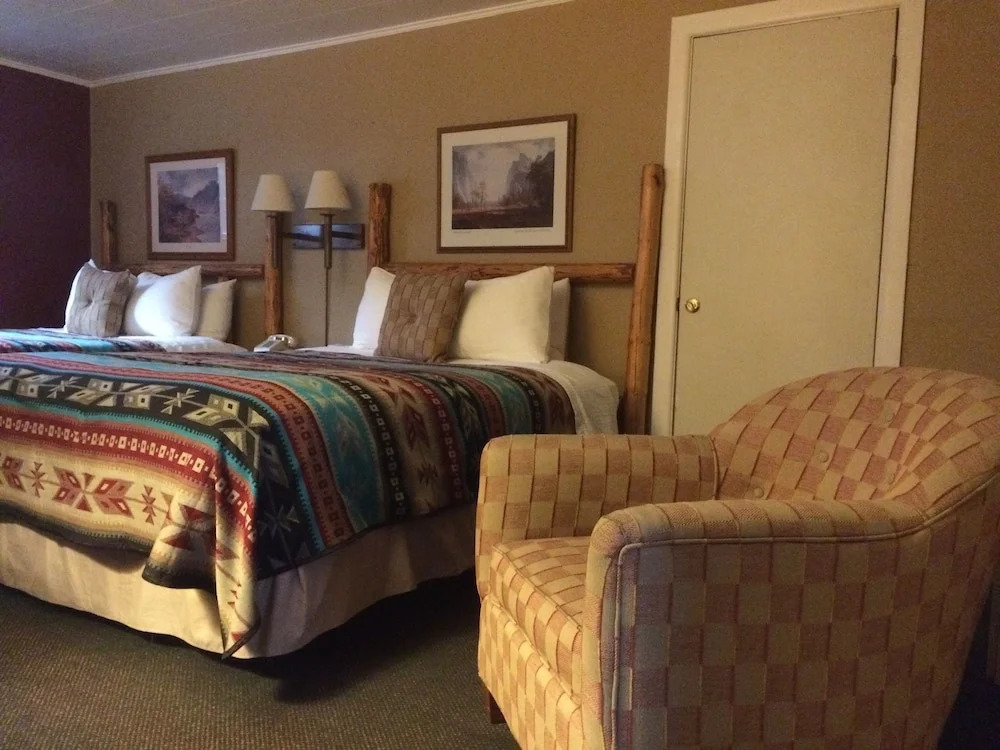 Sitzmark Chalet Inn