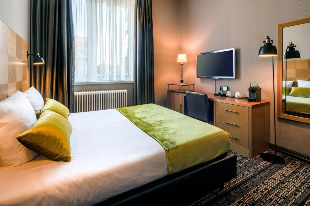 The Alfred Hotel