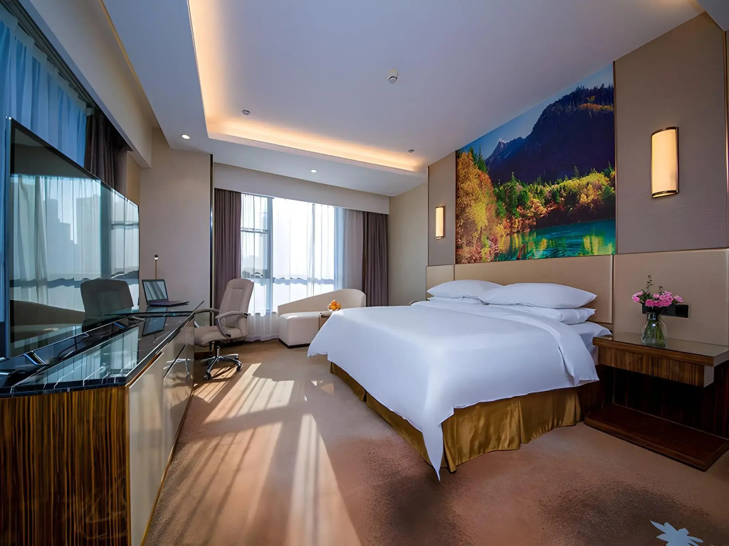 Vienna International Hotel (Wuhan Workers' Culture Palace Jiyuqiao Metro Station)
