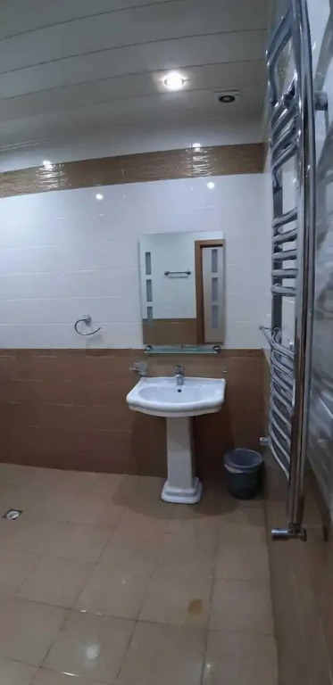 Bakuvi Tourist Apartment B022