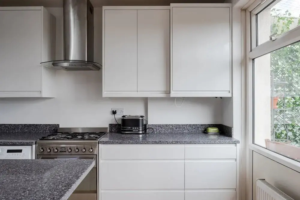 Great 2 Bed For Up To 6 Guests Near Canary Wharf