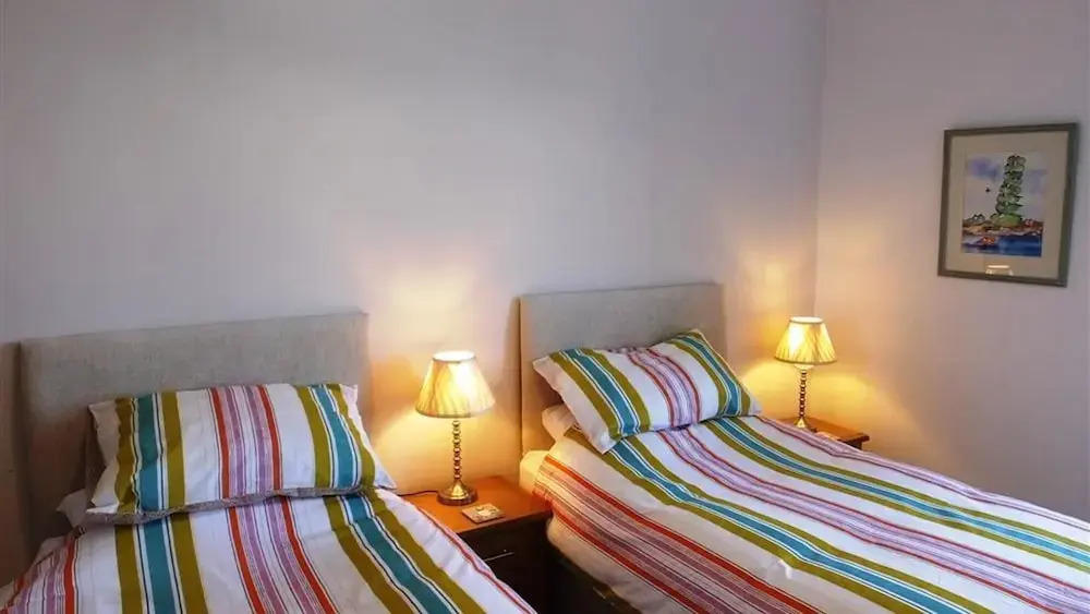 Newbridge House Apartment 2