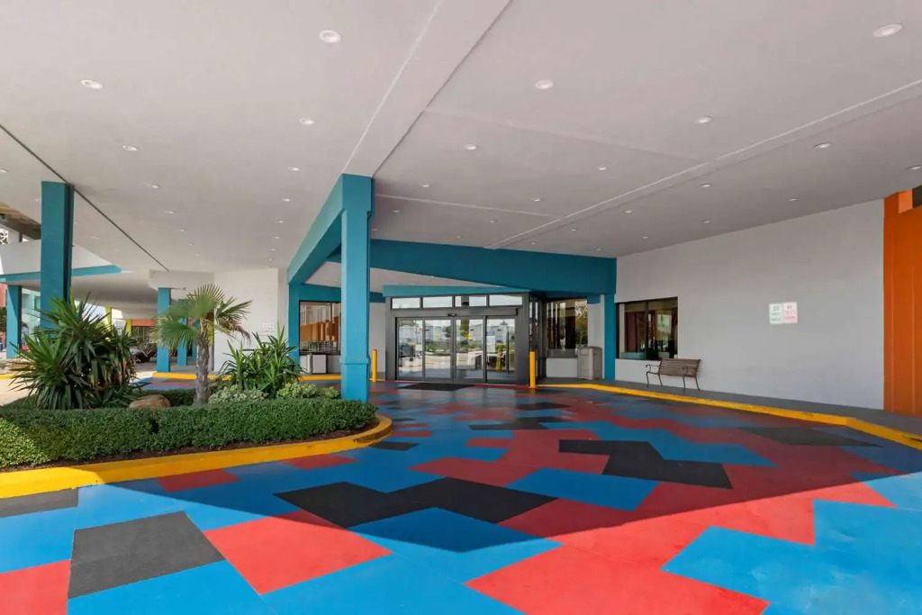 Sandcastle Resort