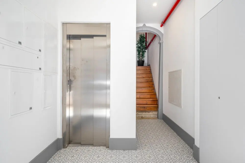 Modern Lisbon Apartments by Soulplaces