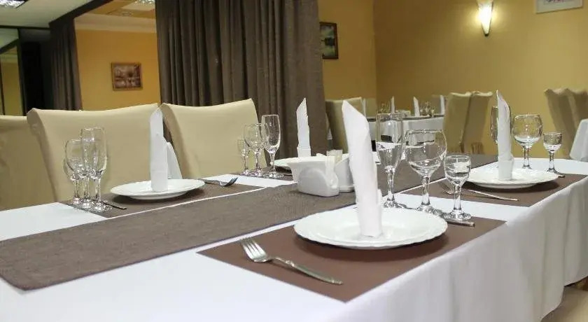 Alexandrovskiy Hotel