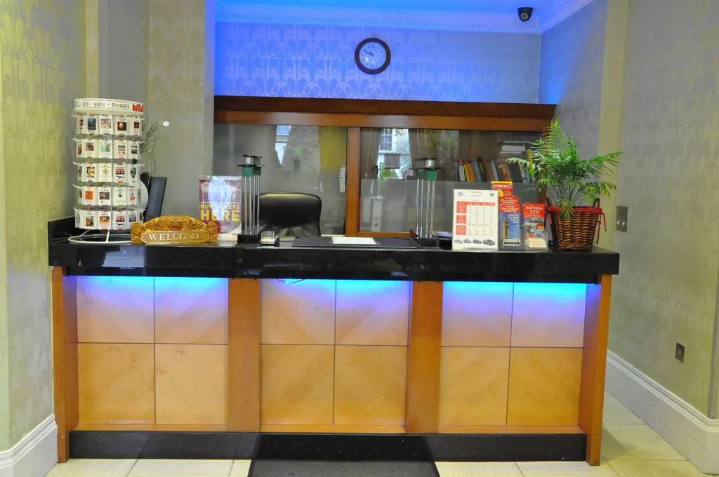 Athena Hotel