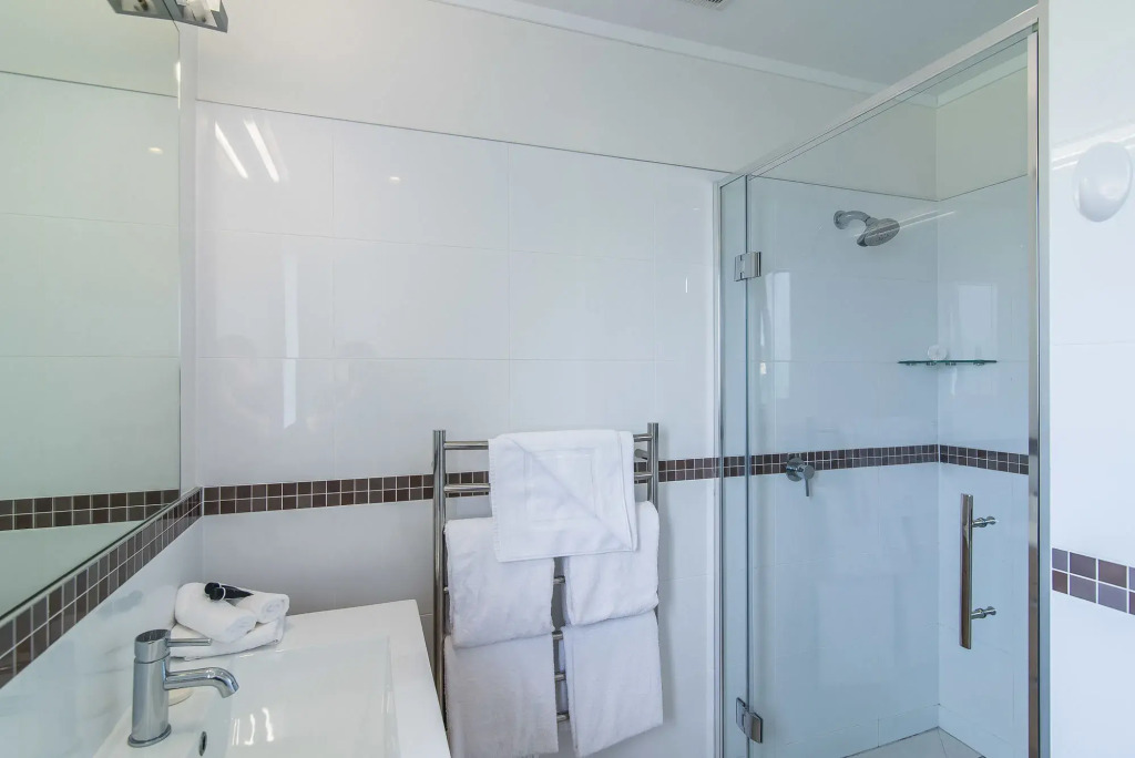 Avana Suites