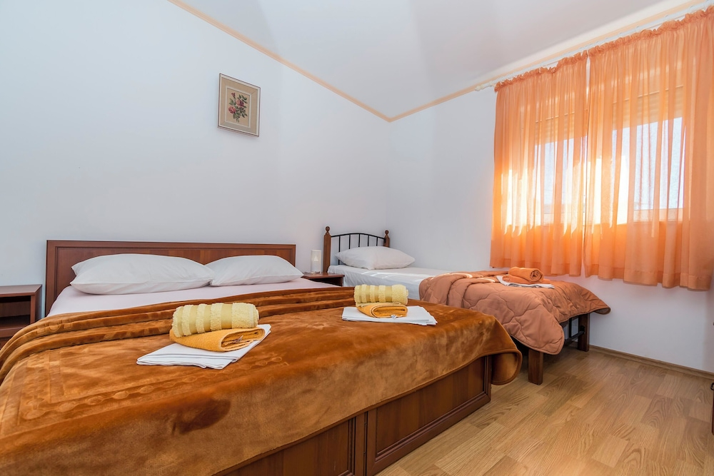 Apartments Biljana
