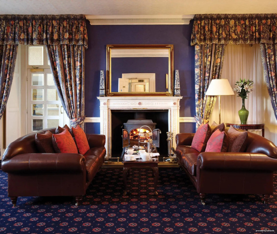 New House Country Hotel