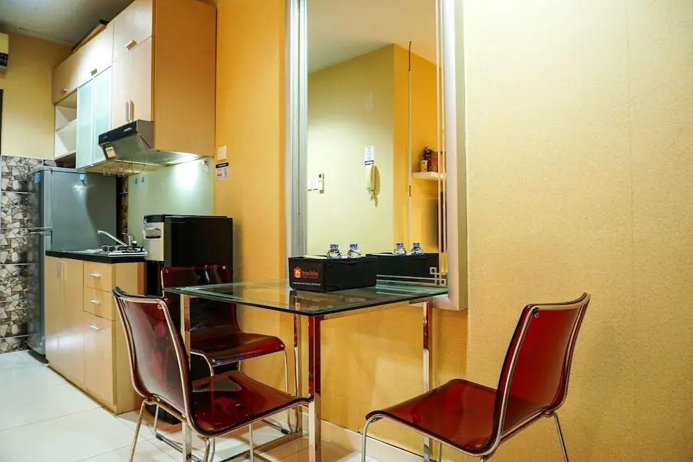 1BR Apartment at Cosmo Mansion near Grand Indonesia