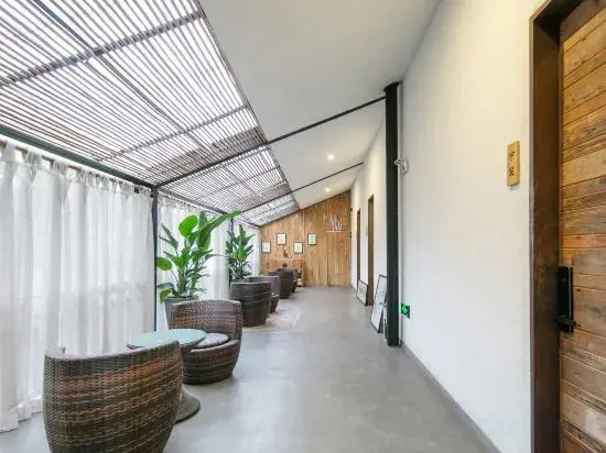 Jiushe Moganshan Banshan Forest Holiday Home