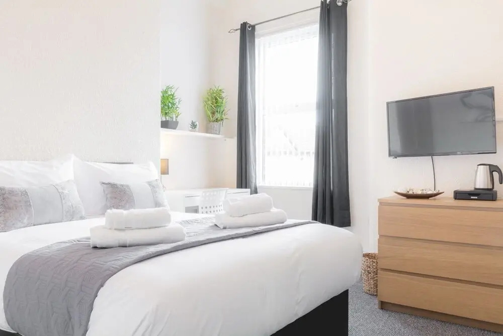 Platinum SA - Sefton Suites