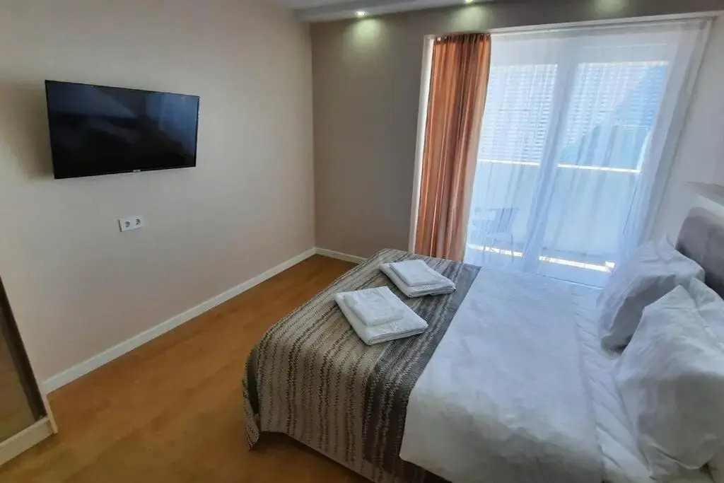 Leo Group Luxury Apartment 18-30 Alliance Palace